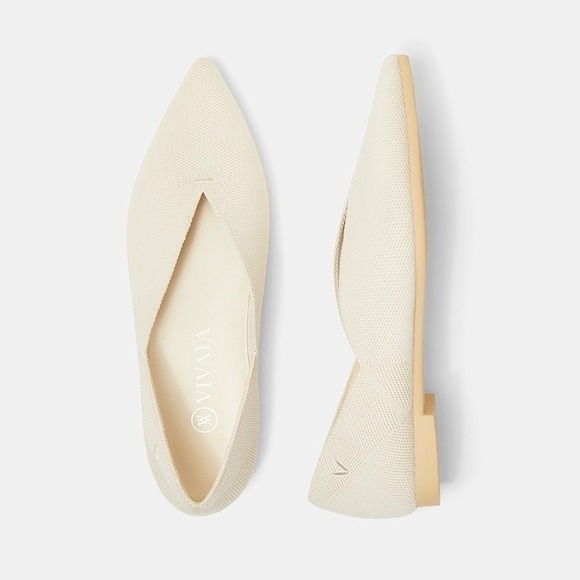 Vivaia Shoes - VIVAIA Pointed-Toe V-Cut Flats‎ EU 40 / US 9